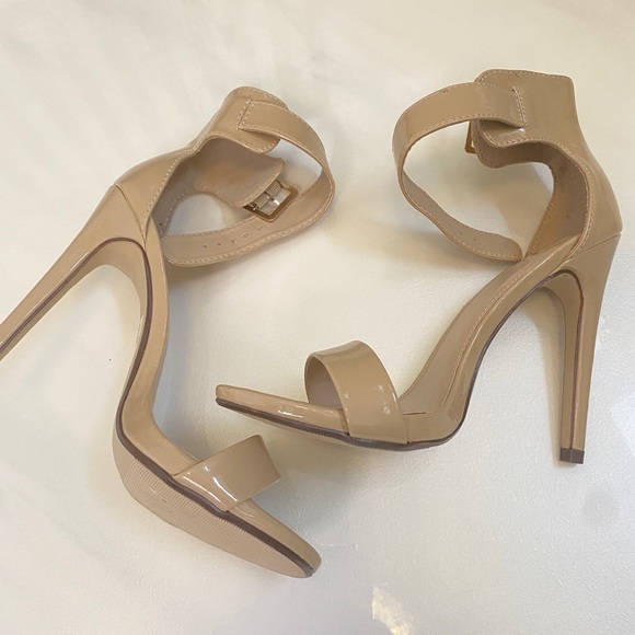 Charlotte Russe - patent leather heeled sandals - Picture 1 of 4